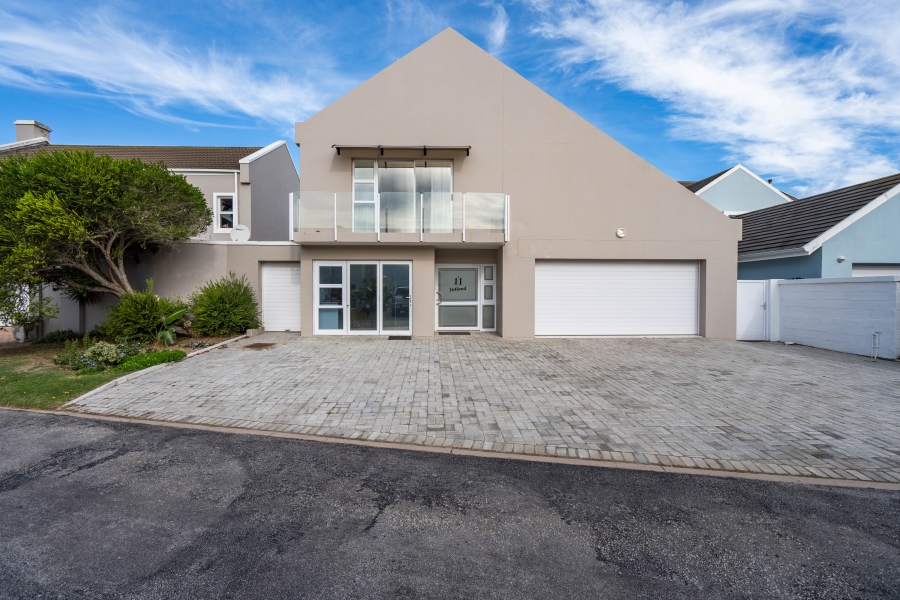 6 Bedroom Property for Sale in Royal Alfred Marina Eastern Cape